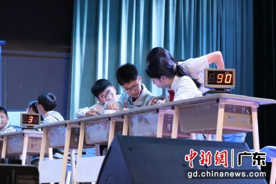 从“刷题”到“会思考” 黄广教育把逻辑
